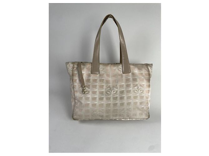 Timeless Chanel Beiger Polyester-Handtasche - Ansicht 3