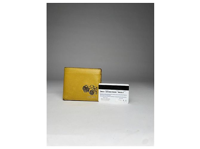Bolsa pequena de couro amarelo Prada - vista 2