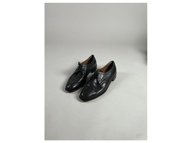 Yves Saint Laurent Schwarzes Leder Schnürschuh - Ansicht 3