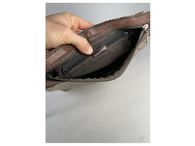 Gucci Ophidia graue Leder-Handtasche mit Ausschnitt - Ansicht 3