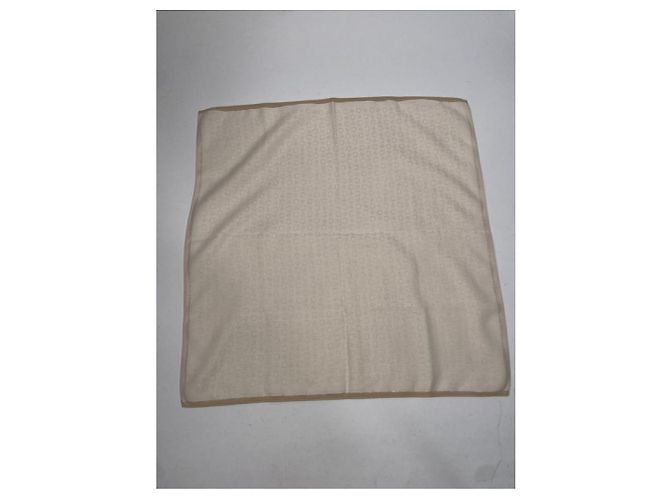 Céline Pañuelo de seda beige Celine - vista 5