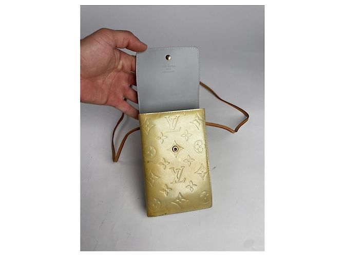 Borsa in pelle gialla Louis Vuitton Giallo - vista 3