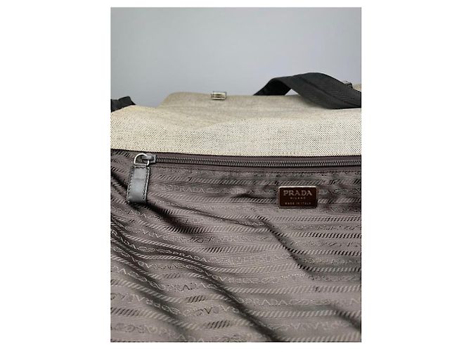 Borsa in denim argento di Prada - vista 3