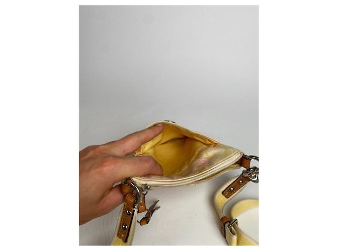 Coach Signature Sufflette gelbe Polyester-Handtasche - Ansicht 3