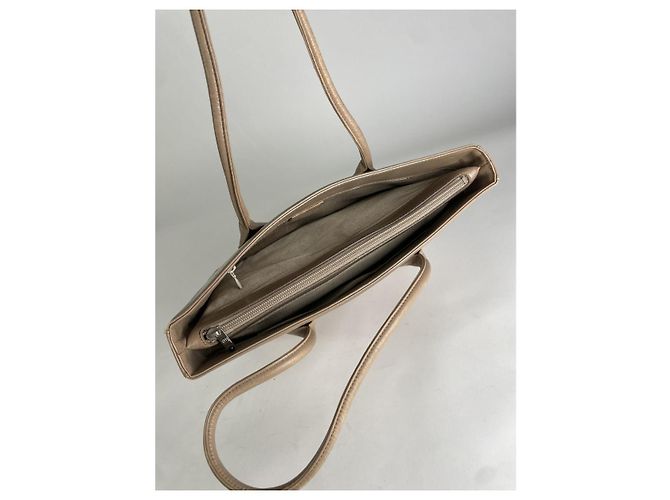 Borsa in pelle beige Issey Miyake - vista 3