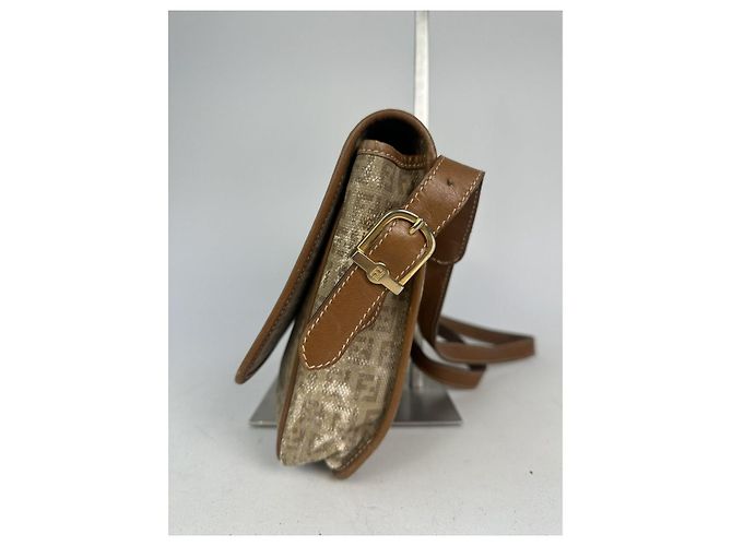 Bolso de mano de cuero beige Fendi Baguette - vista 2