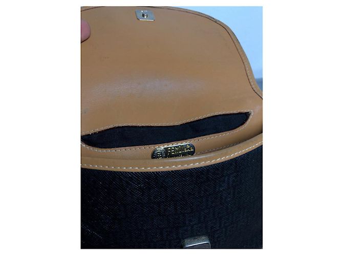 Fendi Baguette Brown Leather Handbag - view 3