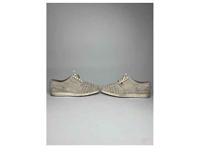 Graue Ledertrainer von Gianni Versace - Ansicht 2