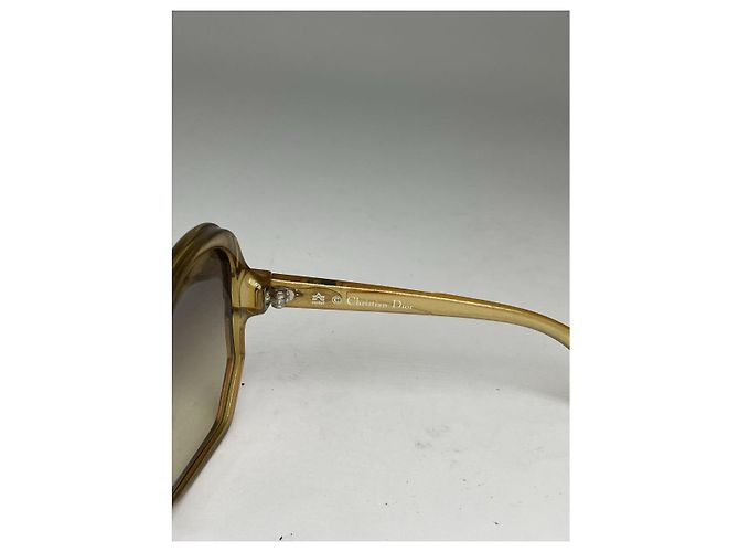 Gafas de sol de plástico amarillo Dior - vista 3