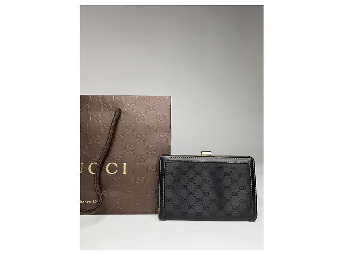 Portafoglio in pelle nera Gucci Marmont Nero - vista 4