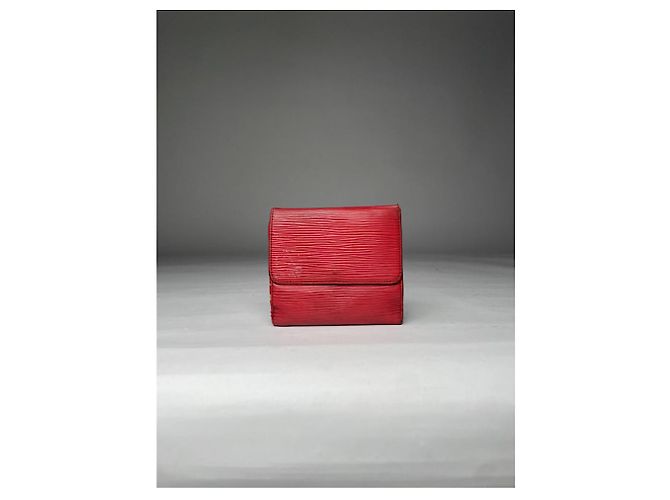 Cartera de cuero rojo Louis Vuitton Capucines Roja - vista 2