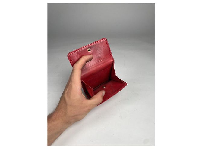 Cartera de cuero rojo Louis Vuitton Capucines Roja - vista 4