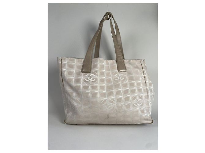 Chanel Beiger Polyester-Handtasche - Ansicht 4