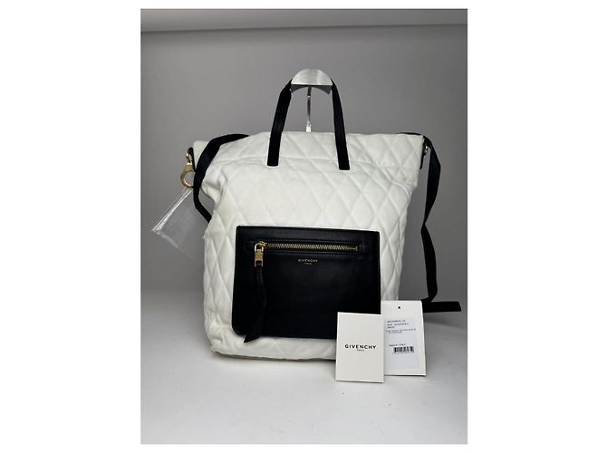 Givenchy schwarzer veganer Leder-Rucksack - Ansicht 2