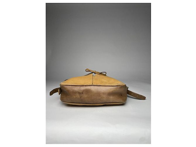 Borsa a mano in pelle beige Loewe Flamenco - vista 3