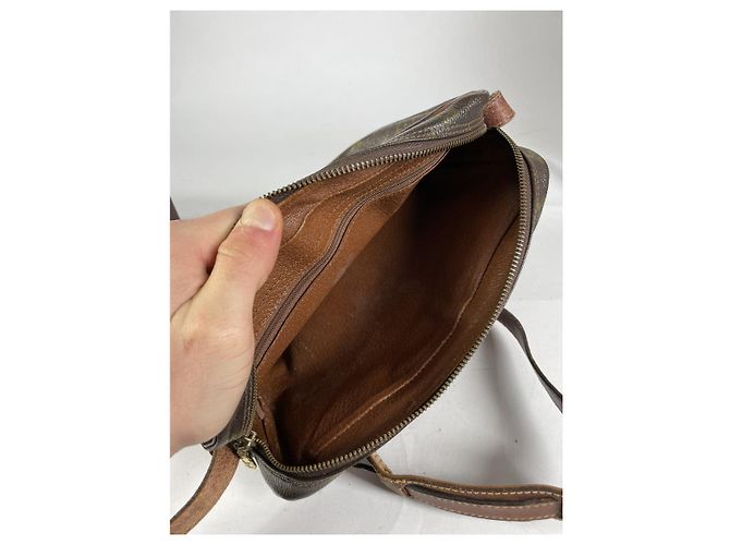 Borsa a mano in pelle marrone Chantilly di Louis Vuitton - vista 3