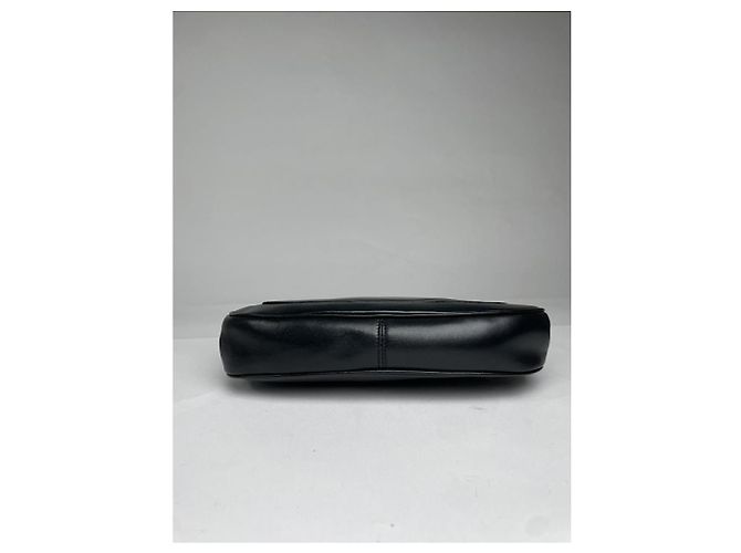 Bolso de mano de charol negro Bow Cut de Givenchy - vista 4