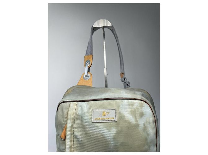 Louis Vuitton Bauchtasche / Handtasche aus grauem Polyester - Ansicht 3