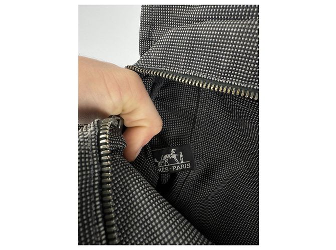 Schwarze Polyester-Handtasche von Hermès - Ansicht 2