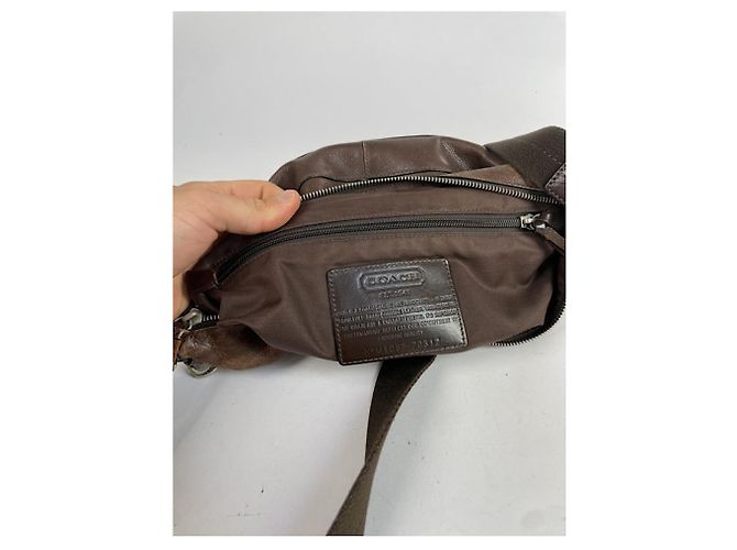 Bolso de mano de cuero marrón Sufflette Signature de Coach Castaño - vista 3