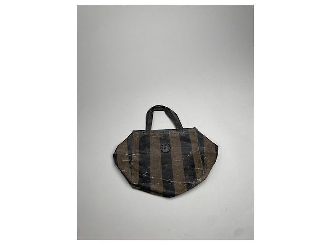 Fendi Baguette schwarze Lederhandtasche - Ansicht 5