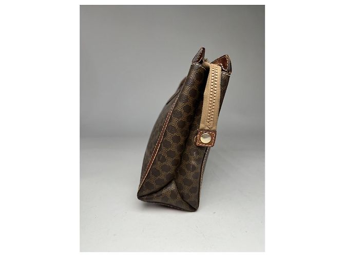 Céline Clutch in pelle marrone Celine Triomphe - vista 2