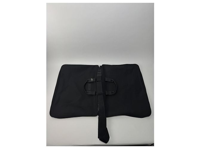 Borsa da viaggio in pelle nera Issey Miyake - vista 4