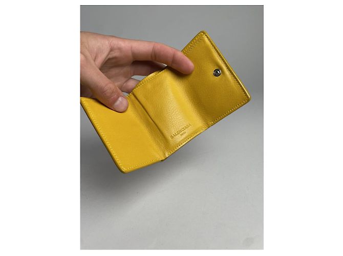 Balenciaga Gelbe Lederbörse - Ansicht 3