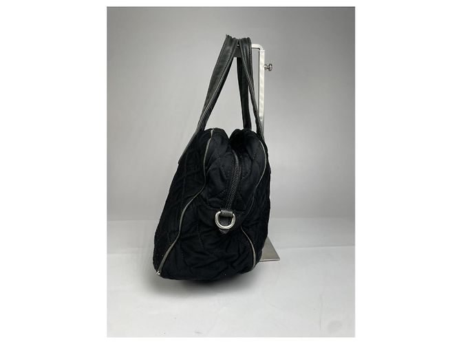 Prada Re-Edition 2000 schwarze Polyester-Handtasche - Ansicht 4