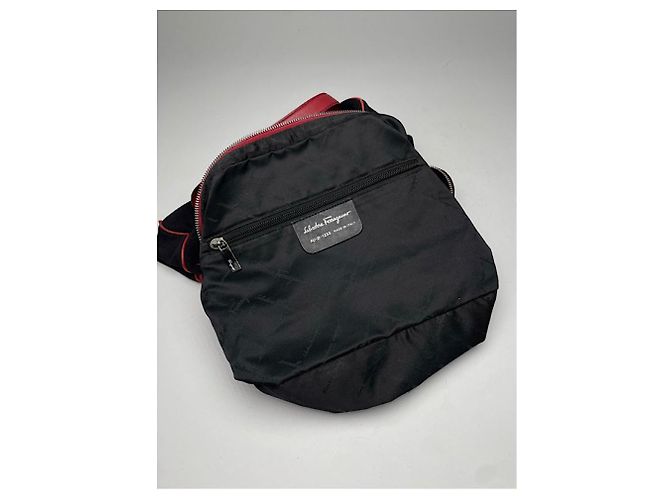 Schwarze Polyester-Handtasche von Salvatore Ferragamo - Ansicht 3