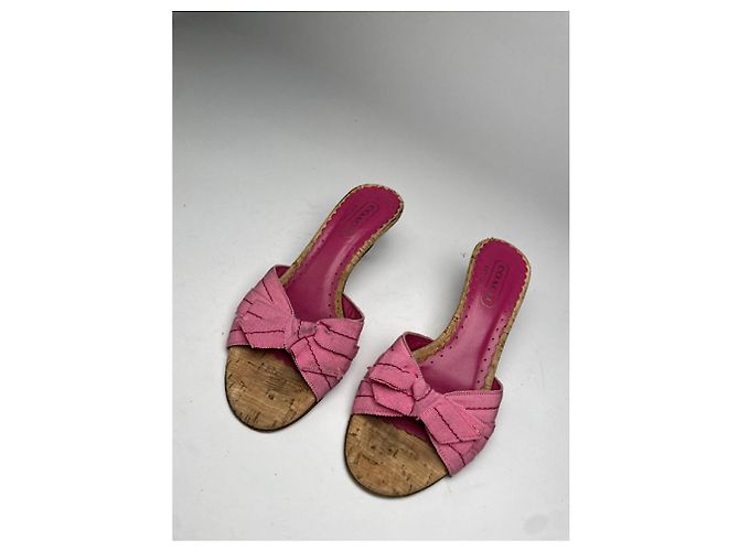 Rosa Lederabsatz von Coach Pink - Ansicht 5