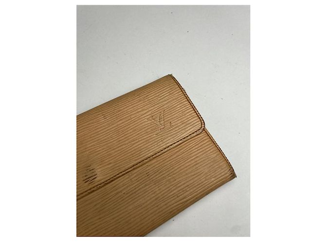 Cartera de cuero Ecru Louise de Louis Vuitton Crudo - vista 4