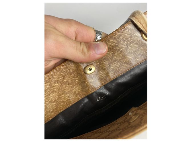 Céline Borsa in pelle dorata Celine D'oro - vista 3