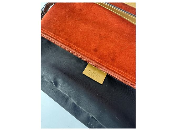 Gucci Jackie Vintage Rote Lederhandtasche - Ansicht 4
