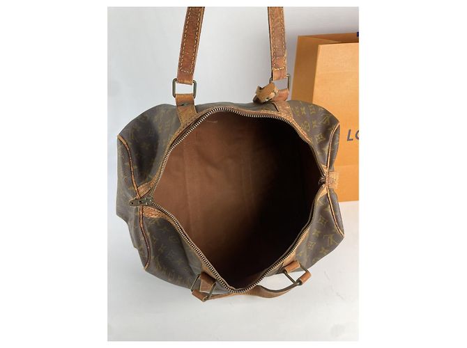 Borsa da viaggio in pelle marrone Keepall Louis Vuitton - vista 2