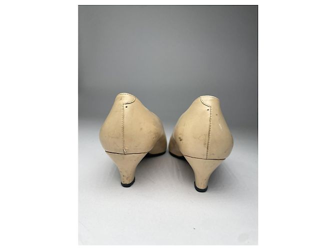 Beige Lederabsatz Yves Saint Laurent - Ansicht 2