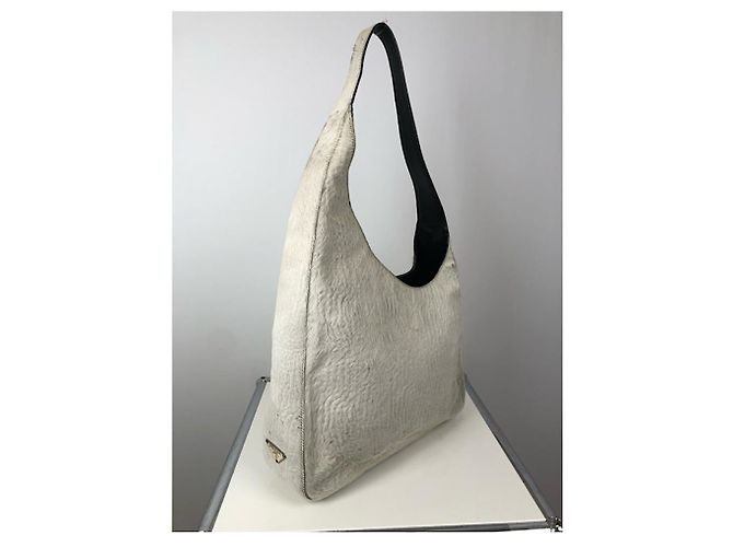 Borsa a mano in pelliccia bianca Prada Cleo Bianco - vista 2
