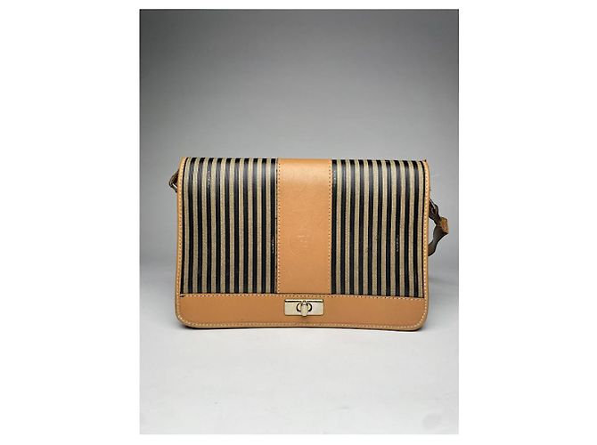 Fendi Baguette braune Lederhandtasche - Ansicht 4