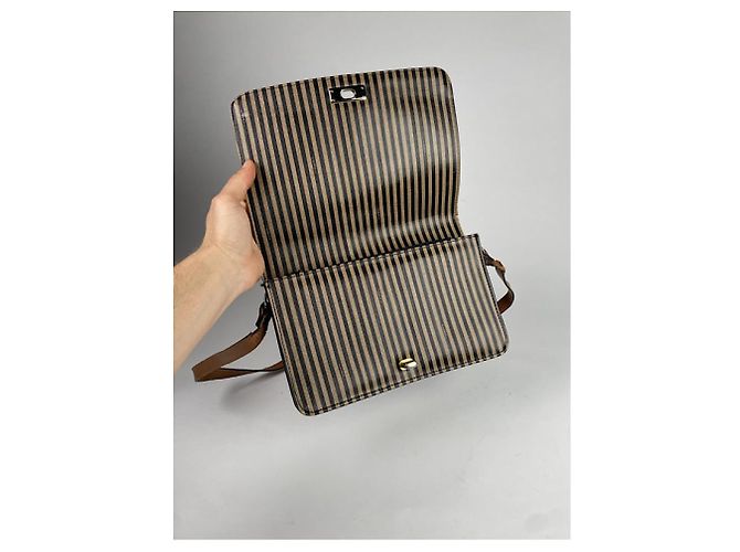 Fendi Baguette braune Lederhandtasche - Ansicht 5