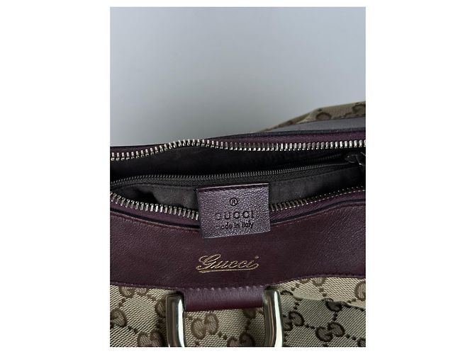 Borsa a spalla Gucci Abbey Monogramma GG in pelle viola scuro - vista 7