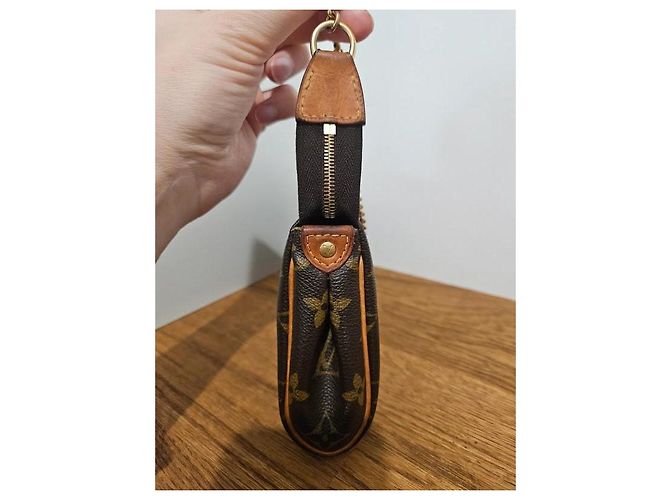 Borsa Louis Vuitton Eva Monogram Marrone - vista 2