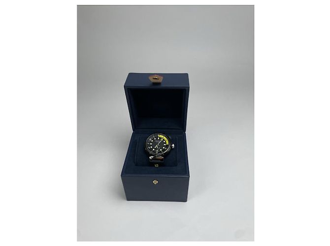 Louis Vuitton Tambour Uhr aus schwarzem Stahl - Ansicht 3