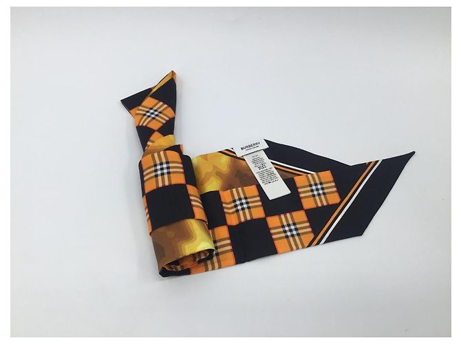 Sciarpa Burberry in seta monogramma Multicolore - vista 12