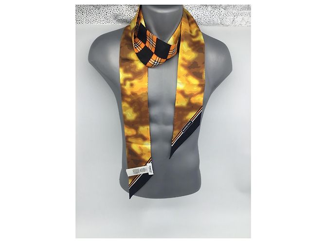 Sciarpa Burberry in seta monogramma Multicolore - vista 7