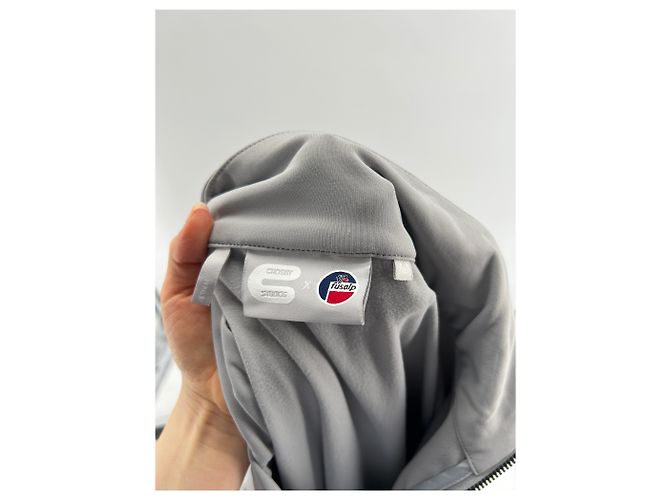 Autre Marque UNTERSCHRIFTLOS / UNTERSCHRIFTLOS Strickwaren und Sweatshirts T.International M Polyester Grau - Ansicht 3