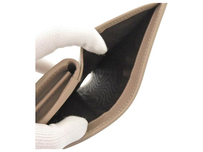 Gucci GG Shadow Medium Bi-Fold Geldbörse Braun - Ansicht 8