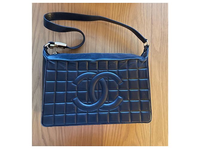 Borsa Chanel Choco Nera in Agnello Nero - vista 8