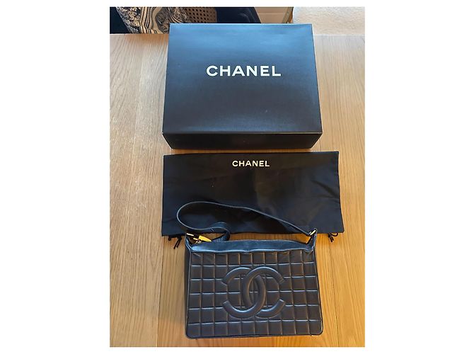 Borsa Chanel Choco Nera in Agnello Nero - vista 9