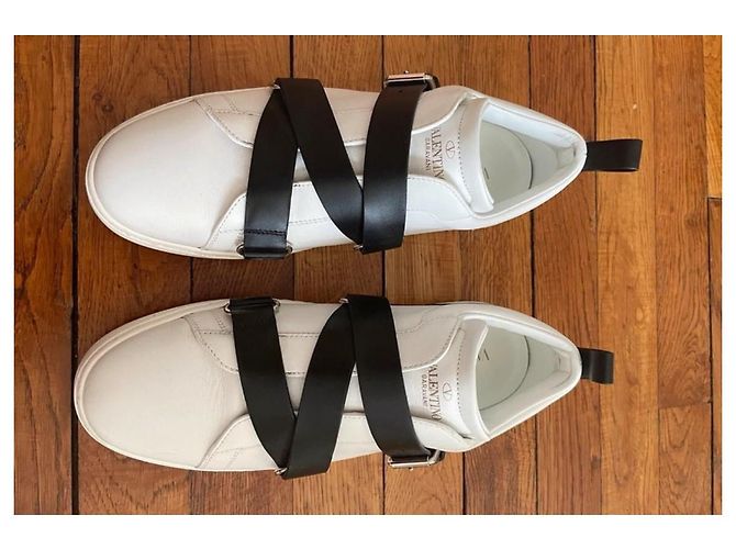 Sneaker V-Punk in pelle bianca e nera Valentino Bianco - vista 8