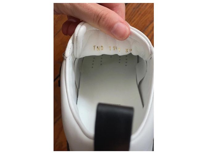 Sneaker V-Punk in pelle bianca e nera Valentino Bianco - vista 9